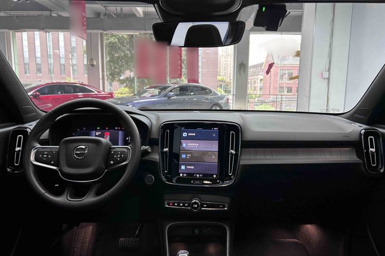 Used Volvo XC40 2023 B3 Zhiyuan Luxury Edition