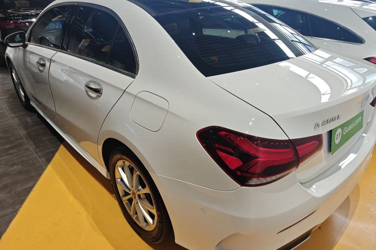 Used Mercedes-Benz A-Class 2021 A 200 L Sport Sedan Fashion Model
