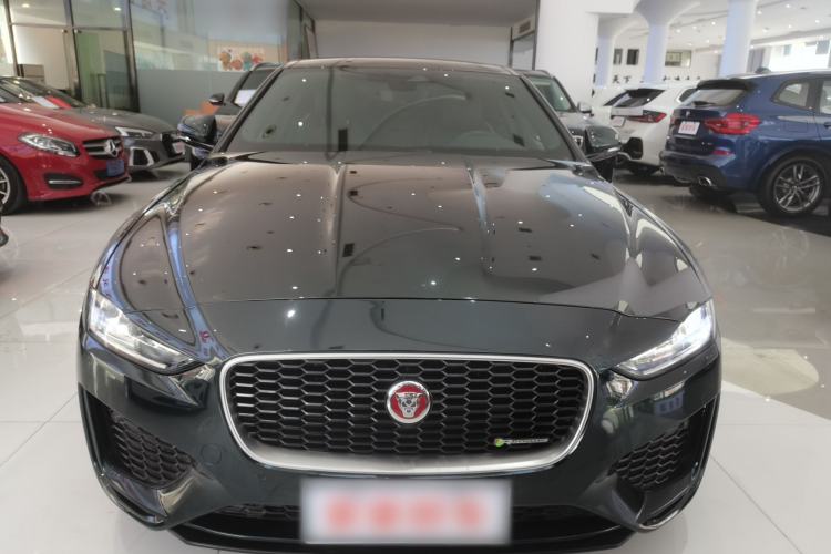 Used Jaguar XEL 2023 2.0T 200 PS R-DYNAMIC Youth Sports Edition Front