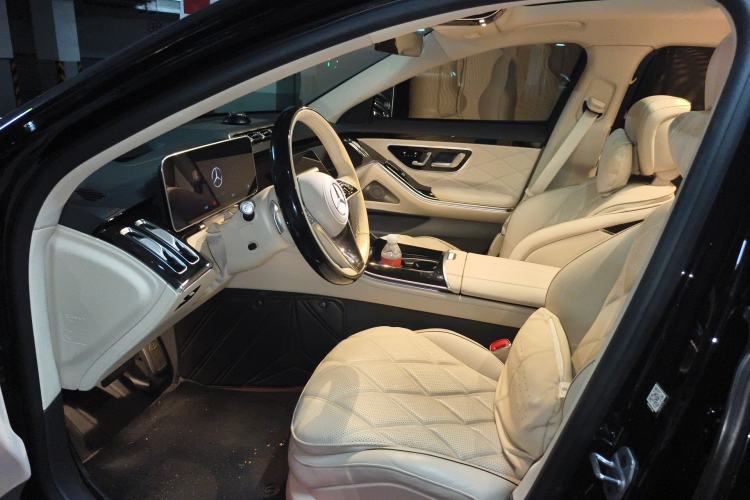 Used Mercedes-Benz Maybach S-Class 2023 S 480 4MATIC Left Front Seat