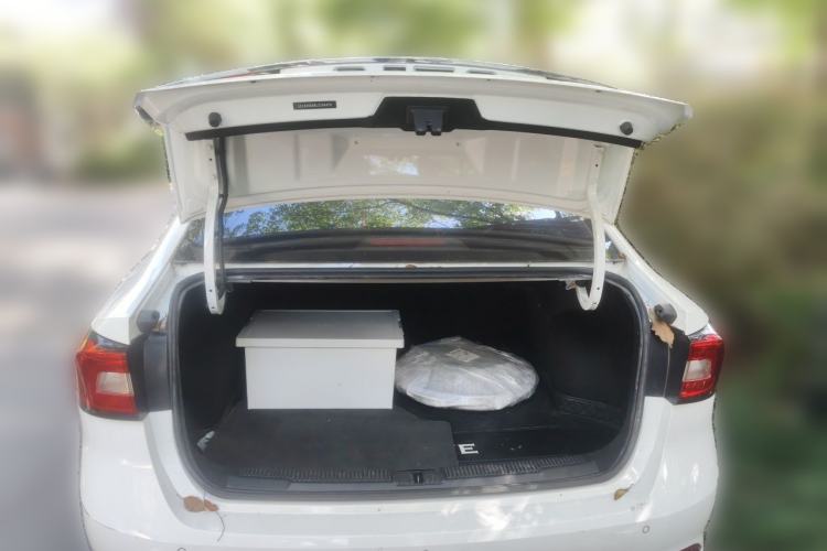 Used Roewe i5 2020 1.5L Automatic 4G Connect Luxury Flagship Edition