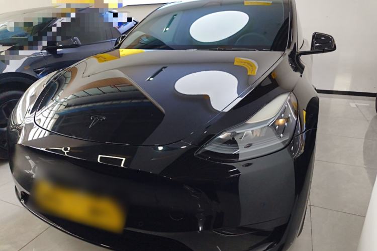 Used Tesla Model Y 2023 Rear-Wheel-Drive Version Front