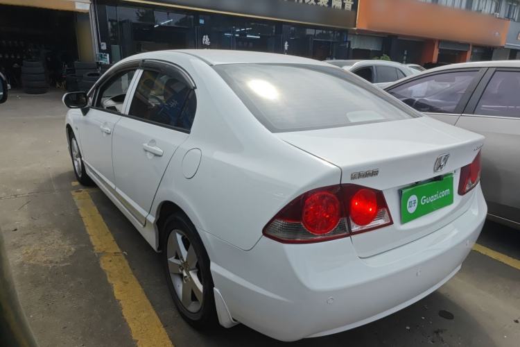 Used CIIMO CIIMO 2012 1.8L Automatic