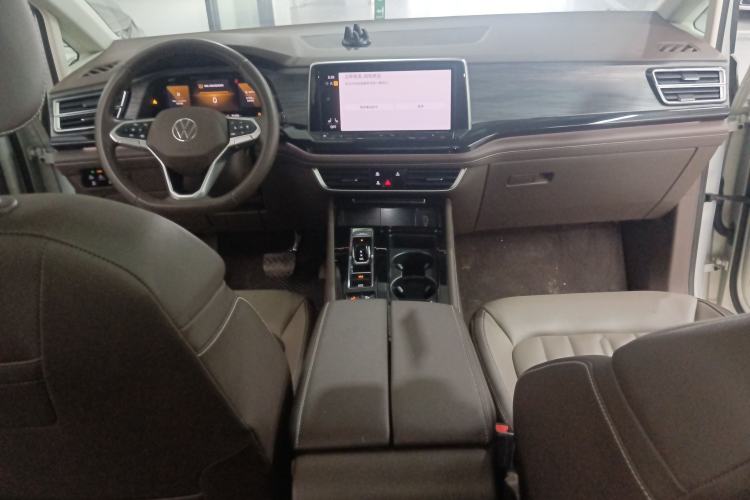 Used Volkswagen Viloran 2024 330TSI Luxury Edition
