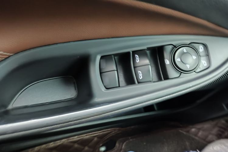 Used Buick GL6 2018 18T 6-Seater Prestige Model