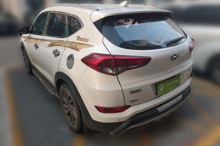 Used Hyundai Tucson 2015 1.6T Dual-Clutch Two-Wheel-Drive Smart Model Rear Left 45 Deg