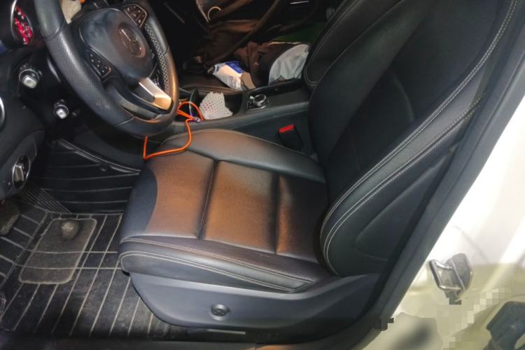 Used Mercedes-Benz GLA 2018 GLA 220 4MATIC Sport Edition Left Front Seat