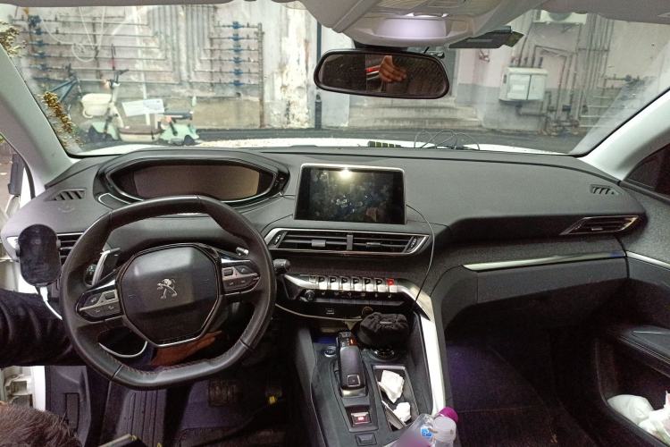 Used Peugeot 4008 2017 350THP Luxury Edition Center Console