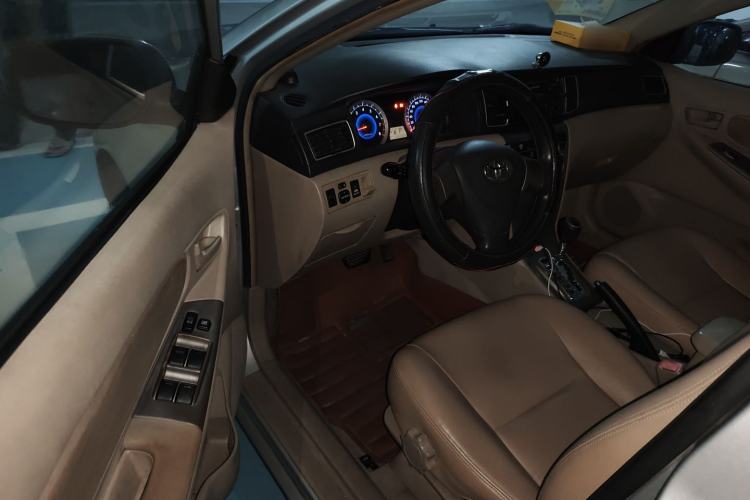 Used Toyota Corolla EX 2013 1.6L Automatic Luxury Edition