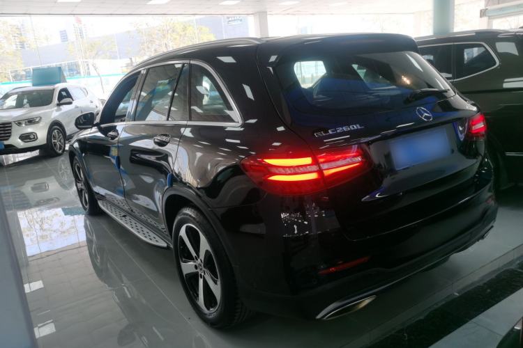 Used Mercedes-Benz GLC 2019 Facelift GLC 260 L 4MATIC Luxury Model Rear Left 45 Deg