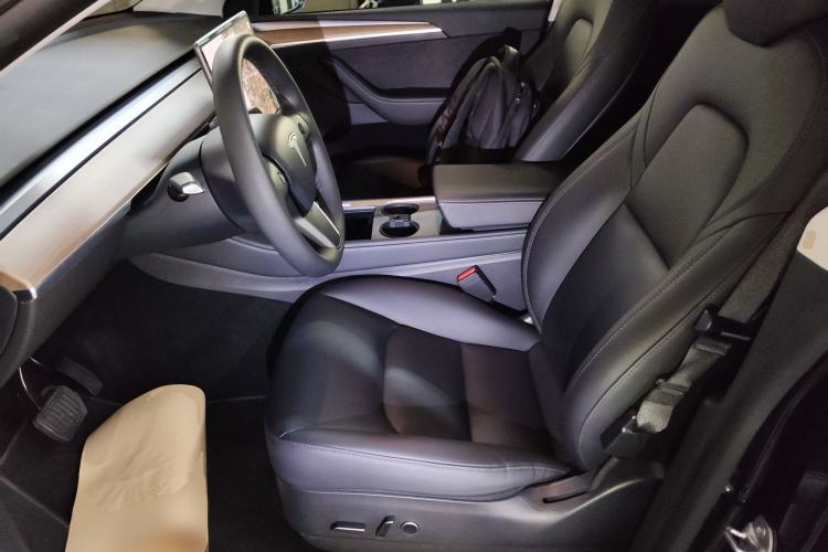 Used Tesla Model Y 2021 Standard Range Rear-Wheel Drive Version