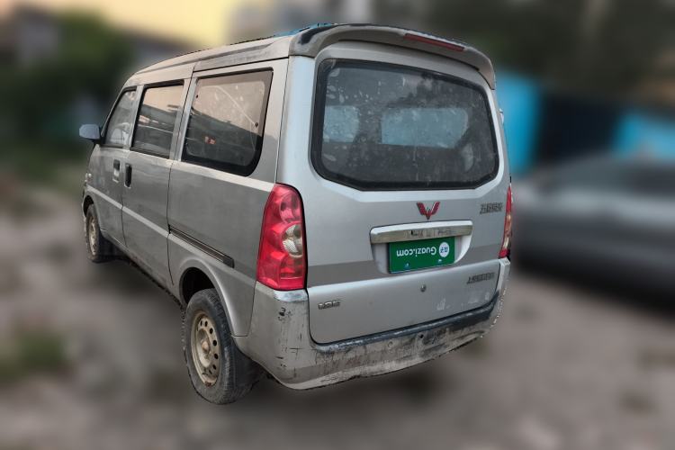 Used Wuling Rongguang 2011 1.2L Base Version
