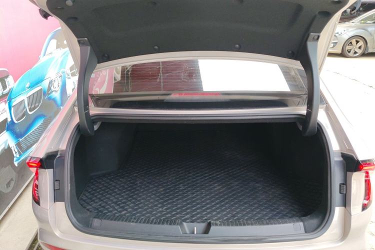 Used Wuling Xingguang 2024 Co-Creation Edition 510 Advanced Model
