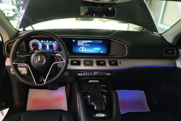 Used Mercedes-Benz GLE Coupe 2024 GLE 350 4MATIC Coupe SUV Fashion Model Center Console