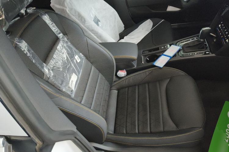 Used Volkswagen FAW-Volkswagen CC 2025 380TSI Striking All-Inclusive Edition Right Front Seat