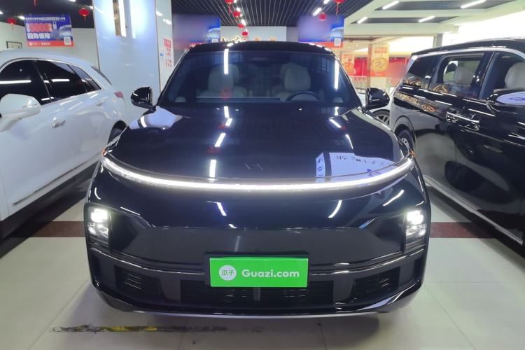 Used Li Auto L8 2024 Pro Model
