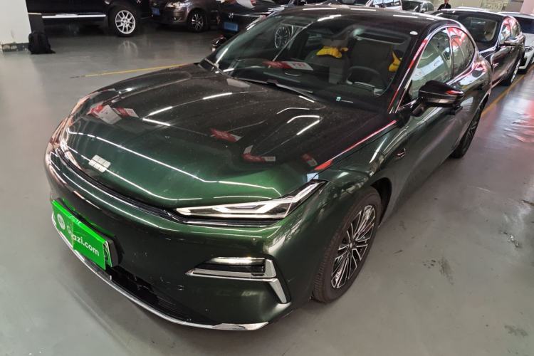 Used Geely Galaxy 8 2025 130km EM-i Prestige Edition