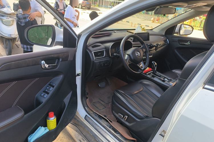 Used Dongfeng Fengon 580 2017 1.5T CVT Smart Connectivity Model Driver Seat