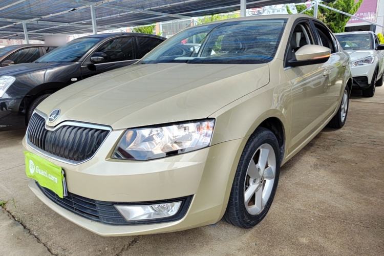Used Skoda Octavia 2015 1.6L Automatic Yijie Edition Guazi used car, China used car export, Used car for sale, Used cars, Cheapest cars for sale