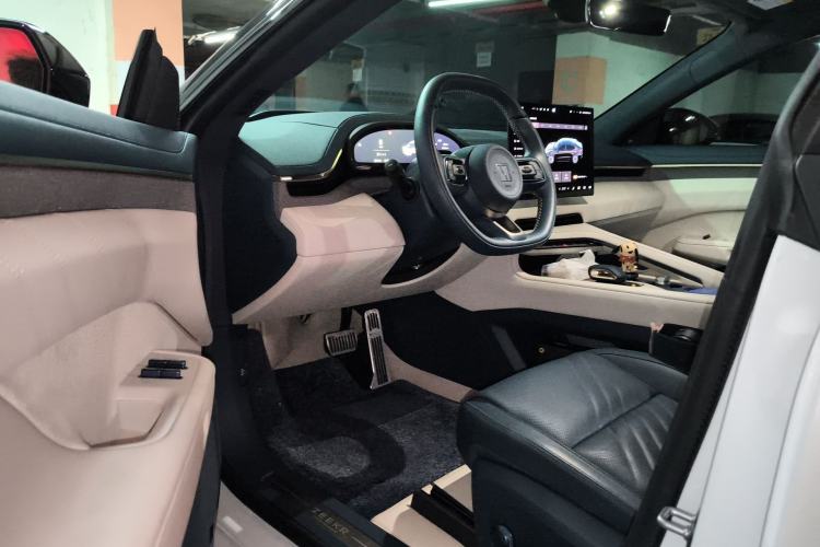 Used Zeekr 001 2024 YOU Edition 100 kWh All-Wheel Drive Driver Seat