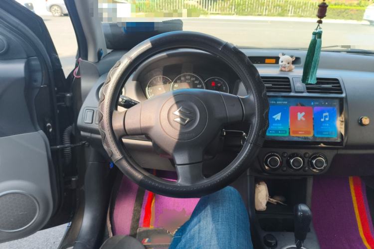 Used Suzuki Swift 2014 1.5L Automatic Fashion Edition
