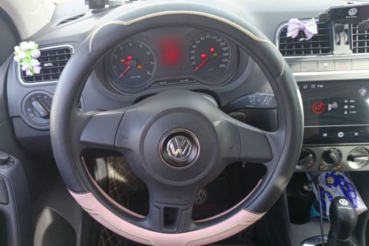 Used Volkswagen Polo 2013 1.4L Automatic Comfort Edition
