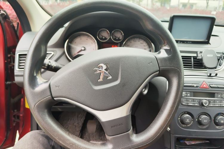 Used Peugeot 308 2014 Enjoy Edition Classic 1.6L Manual Fashion Model Steering Wheel