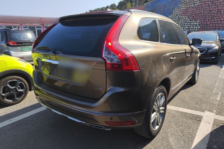Used Volvo XC60 2016 T5 AWD Zhiyuan Edition Rear Right 45 Deg