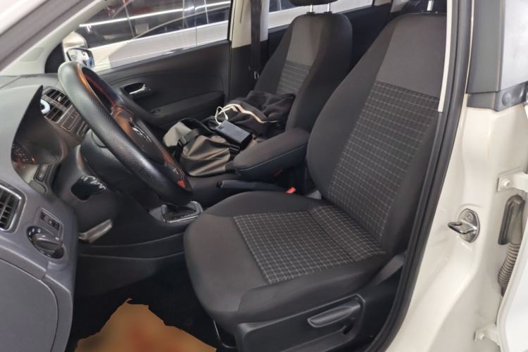 Used Volkswagen Polo 2014 1.4L Automatic Comfort Edition Left Front Seat