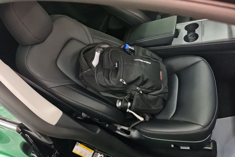 Used Tesla Model Y 2023 Rear-Wheel-Drive Version