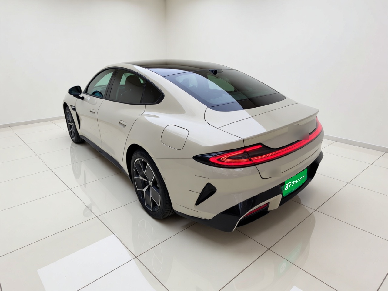 Xiaomi Auto SU7 2024 Rear-Drive Long-Range Intelligent Driving Version — снимка 4