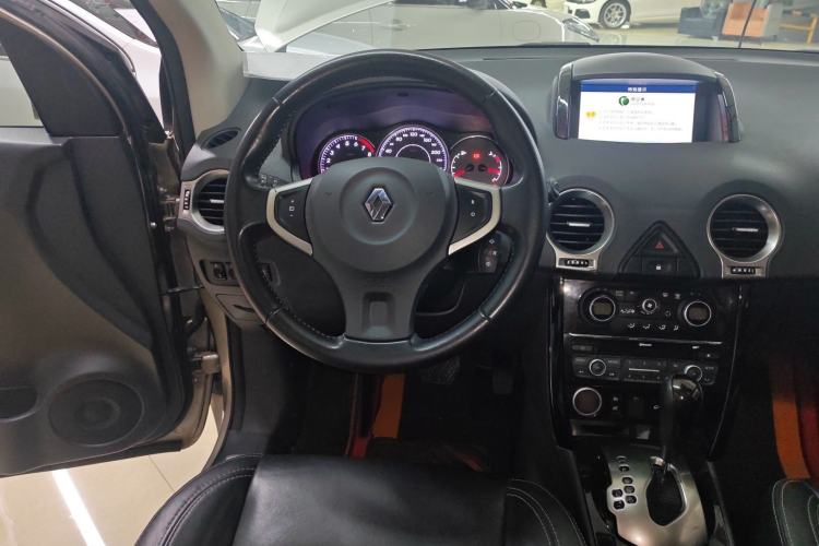 Used Renault Koleos 2014 2.5L 4x4 Comfort Edition
