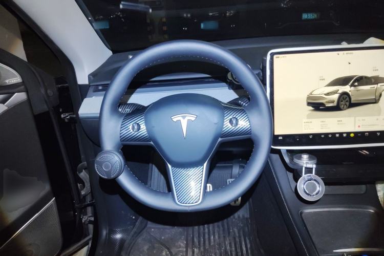 Used Tesla Model Y 2024 Rear-Wheel-Drive Version
