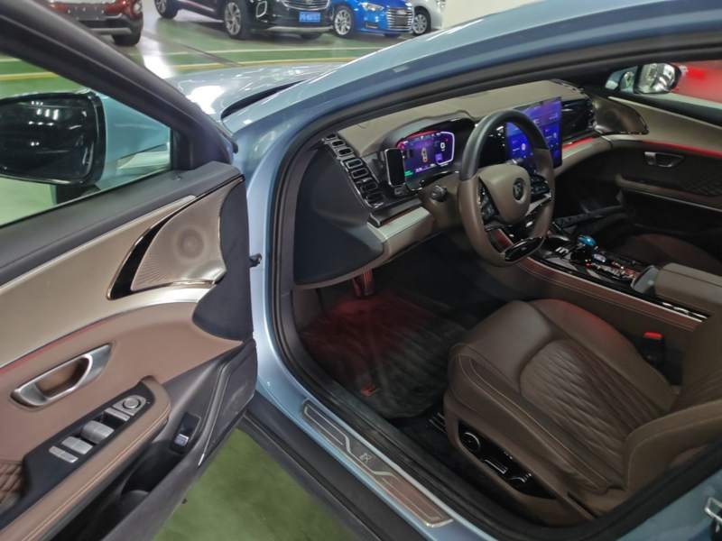 Used BYD Han 2023 EV Champion Edition 506KM Front-Wheel-Drive Premium Model — 15