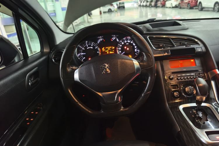 Used Peugeot 3008 2015 2.0L Automatic Trend Edition