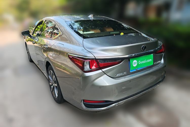 Used Lexus ES 2018 200 Excellence Edition China V Standard Rear Left 45 Deg