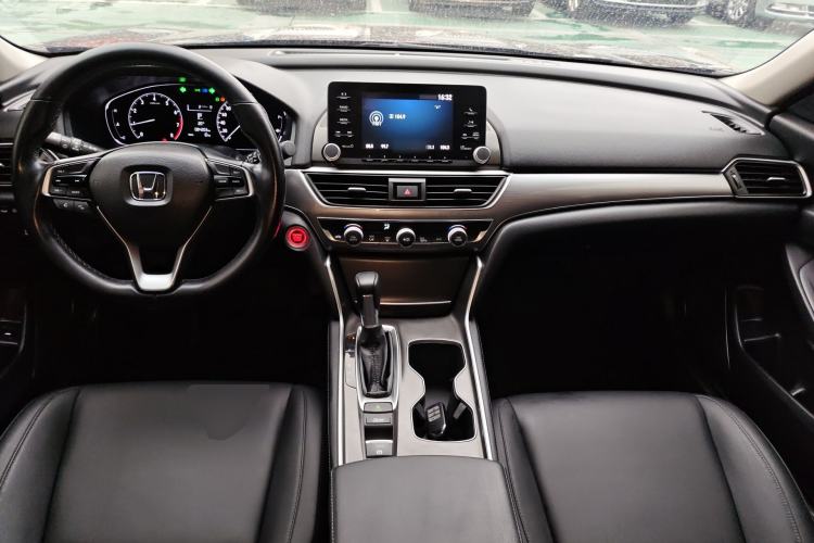 Used Honda Accord 2018 260TURBO Elite Edition China VI Center Console
