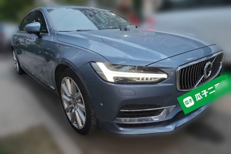 Used Volvo S90 New Energy 2019 T8 e-Drive Hybrid Intelligent Luxury Version China VI Standard
