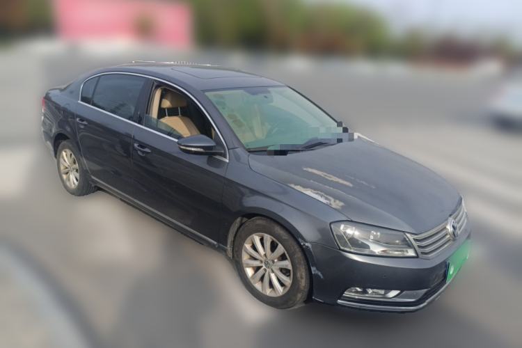 Used Volkswagen Magotan 2012 Revised Version 1.8TSI Leading Edition Front Right 45 Deg