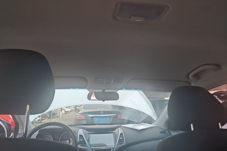 Used Hyundai Elantra (5th Generation / Langdong) 2016 1.6L Automatic Smart Version