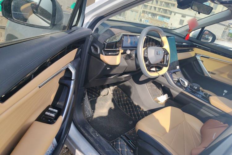 Used Geely Auto FX11 2023 1.5TD DCT Prestige Edition