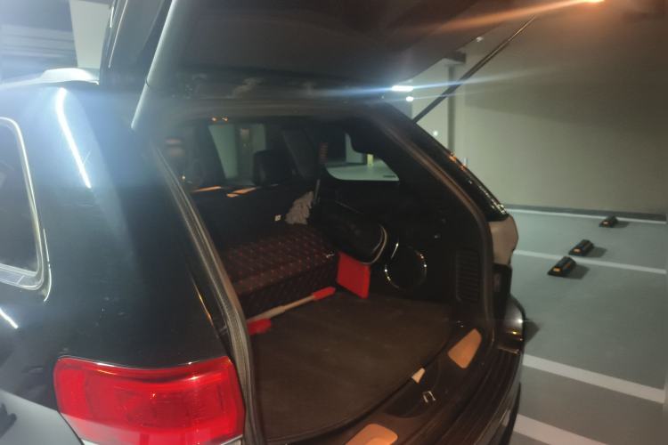 Used Jeep Grand Cherokee 2014 3.6L Elite Navigation Edition
