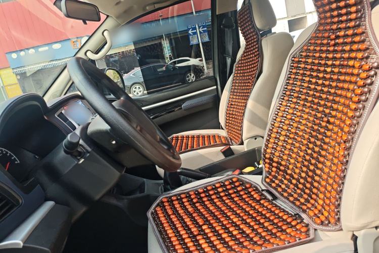 Used FORTHING Lingzhi 2023 M5L 1.6L Base Model 5 Seats Left Front Seat