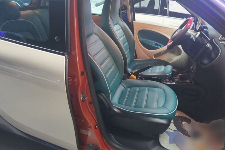 Used smart forfour 2016 1.0L 52 kW Passion Edition
