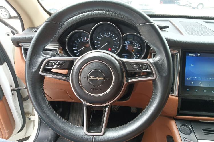 Used Zotye SR9 2017 2.0T Manual "Ultimate Light" Edition Steering Wheel