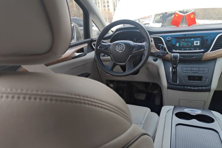 Used Buick GL8 2018 ES 28T Comfort Model China VI Standard
