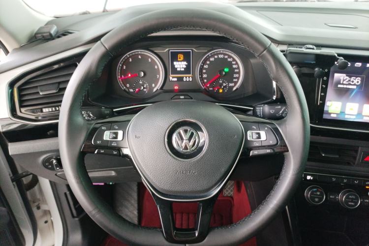 Used Volkswagen Tayron 2019 330TSI Two-Wheel Drive Luxury Model China VI Standard Steering Wheel