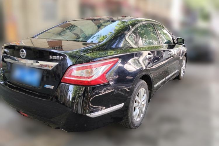 Used Nissan Teana 2015 2.0L XL Upper Champions League Tech Edition Rear Right 45 Deg