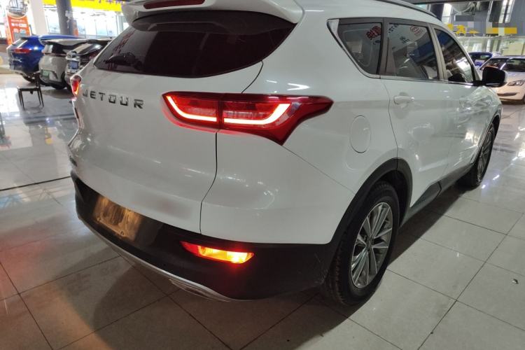 Used JETOUR X70S 2019 1.5T Manual Explore Edition China V Standard