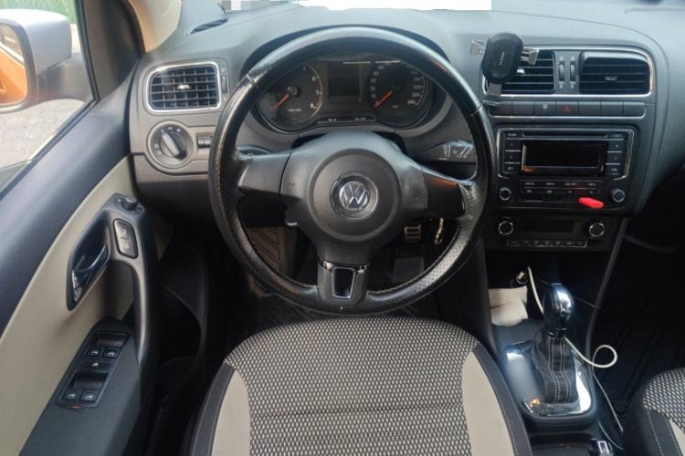 Used Volkswagen Polo 2012 1.6L Cross Polo Automatic Transmission